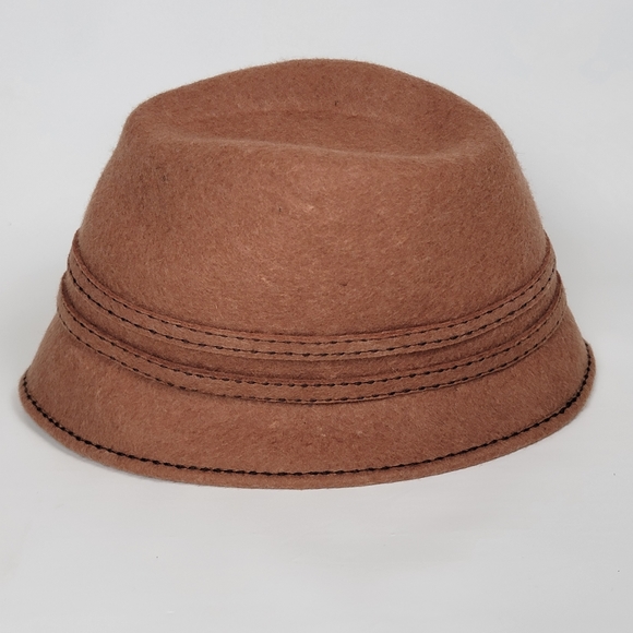 Betmar 100% Wool Mia Felt Fedora with Contrast Stitching and Bow, Pecan, EUC - Picture 3 of 9